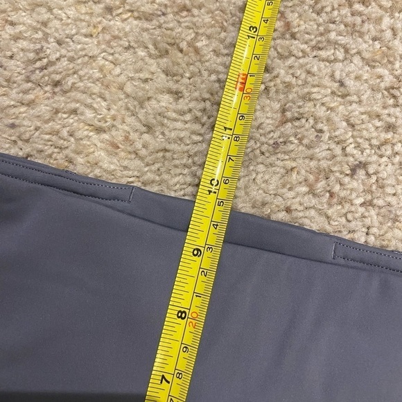 Lululemon Women’s Run Smoothly 7/8 Leggings Grey Size 8 Activewear Athletic - Picture 8 of 9
